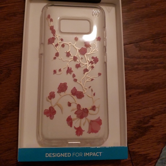 Variety of Speck cases for Samsung Galaxy s8 - Picture 2 of 6